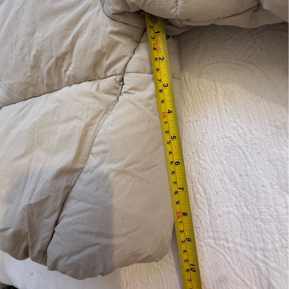 Zara Women's Light Beige Puffer Jacket with hood NWT - Picture 13 of 16